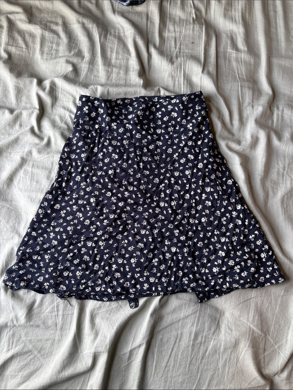 Brandy Melville Navy and White Floral A-Line Skirt